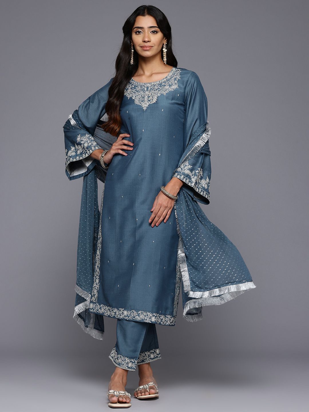 Dhiyona VA Women'sFloral Embroidered Kurta With Trousers & Dupatta