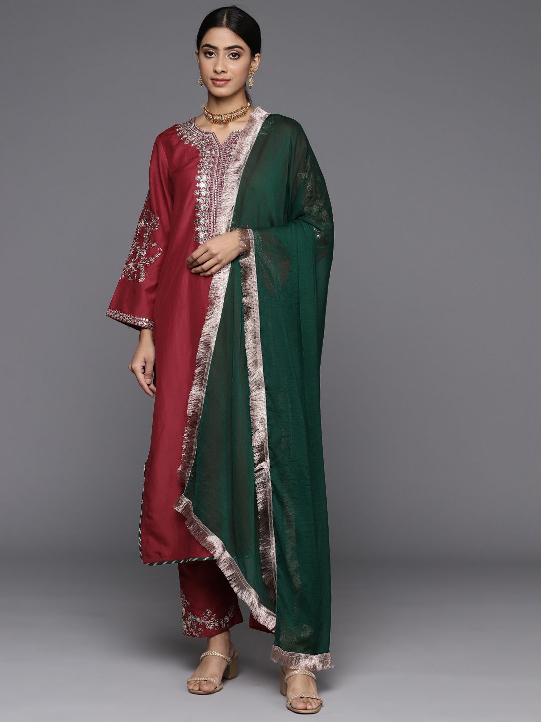 Dhiyona VA Women's Floral Zari Embroidered Kurta with Trousers and Dupatta