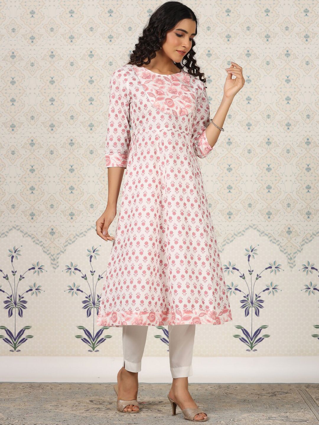Dhiyona OD Floral Printed Gotta Patti Pure Cotton A-Line Kurta