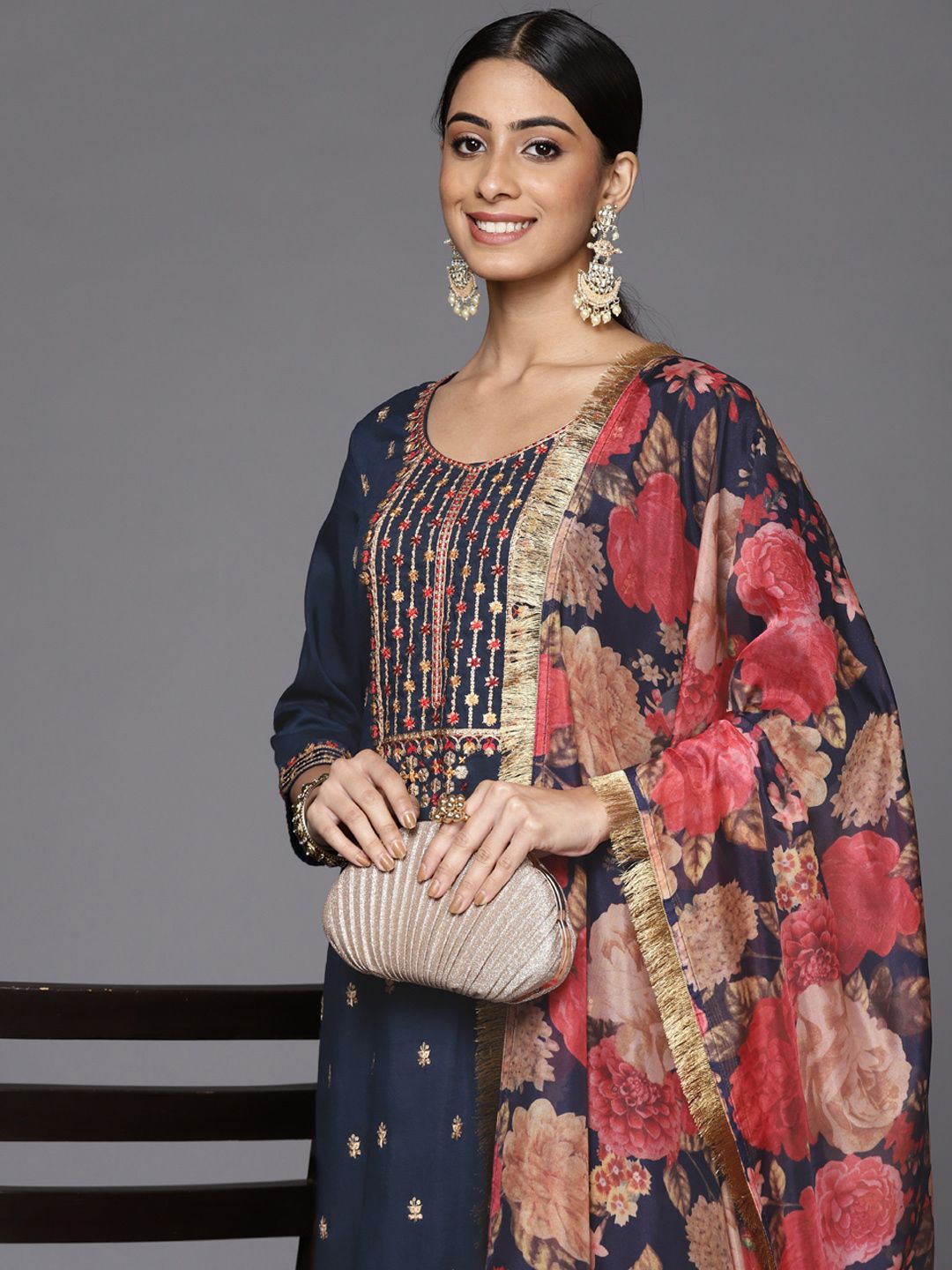 Dhiyona VA Women's Blue Embroidered Kurta with Trousers & With Dupatta