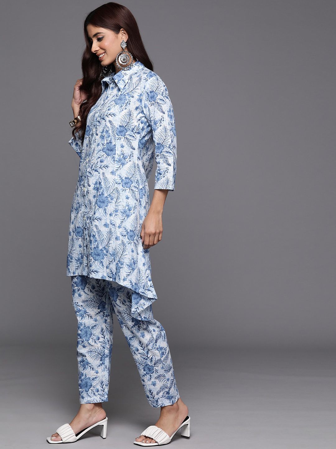 Dhiyona VA Women's Floral Printed A-Line Kurta with Trousers
