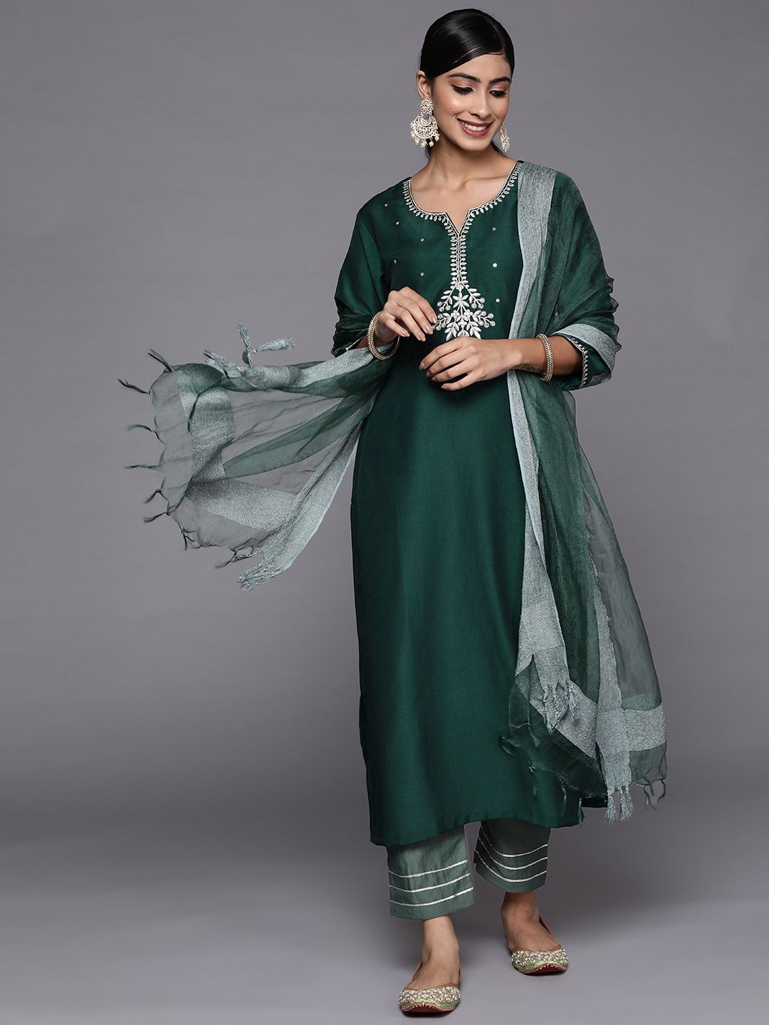 Dhiyona VA Women's Green Ethnic Motifs Embroidered Kurta with Trousers & With Dupatta