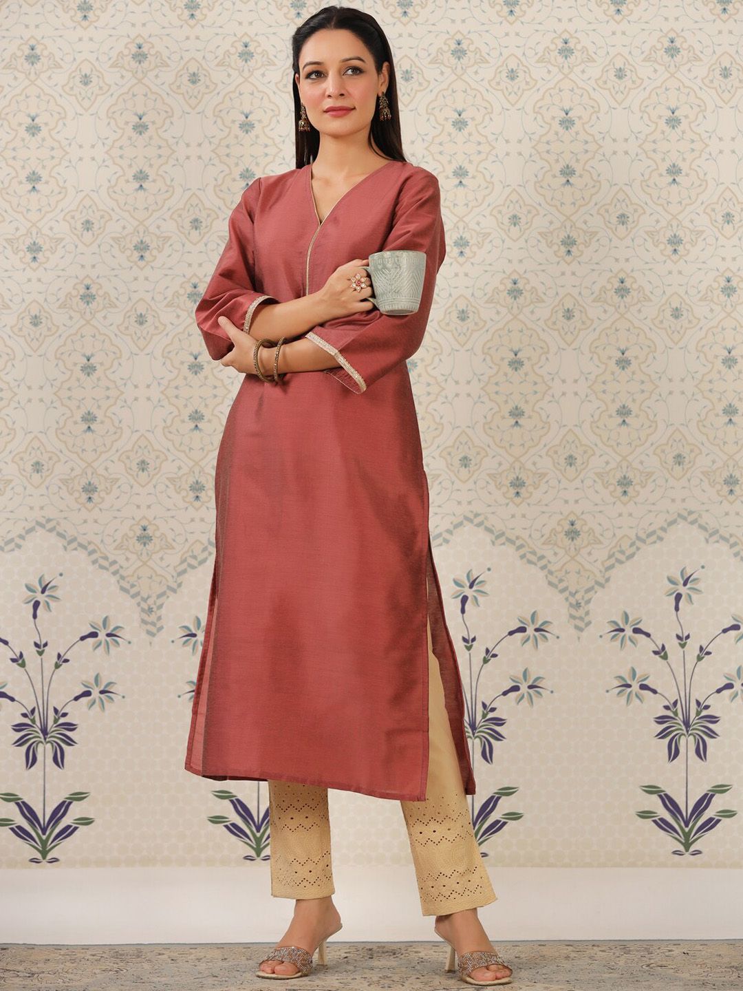Dhiyona OD Flared Sleeves Straight Kurta