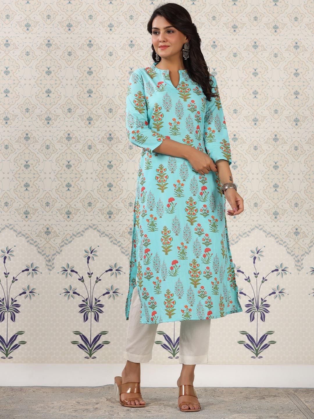 Dhiyona OD Floral Printed Mandarin Collar Pure Cotton Kurta