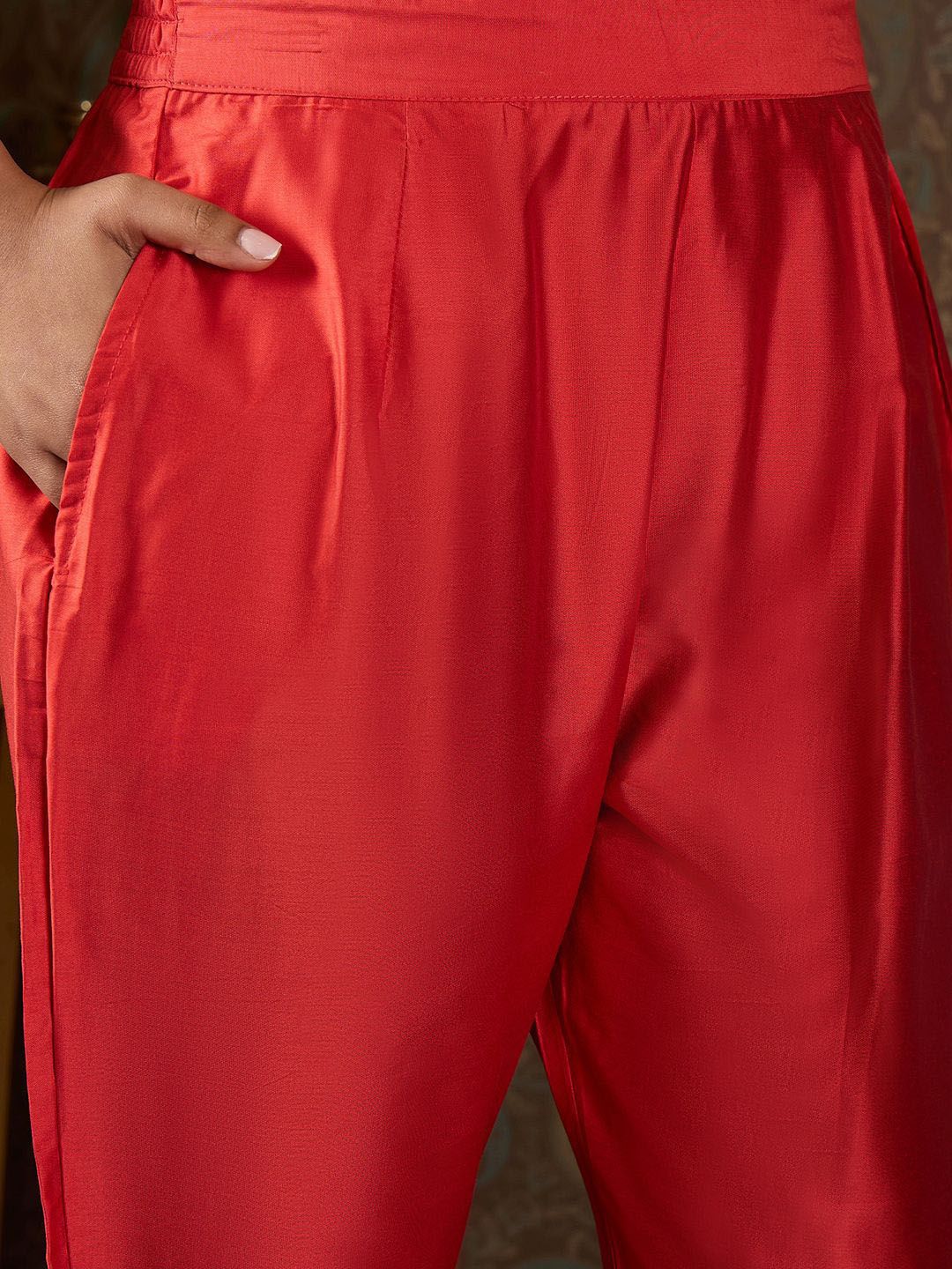 Dhiyona IE Floral Printed V-Neck Sequinned Straight Kurta With Trousers And Dupatta