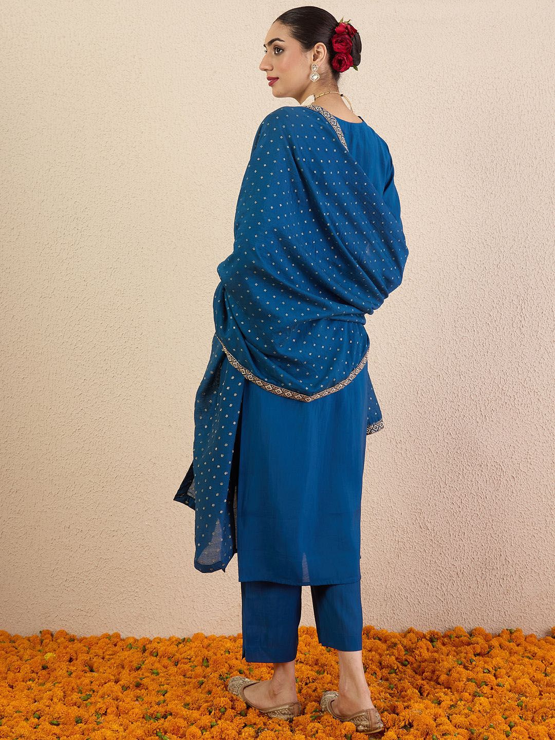 Dhiyona IE Ethnic Motifs Embroidered Regular V-Neck Straight Kurta With Trousers & Dupatta