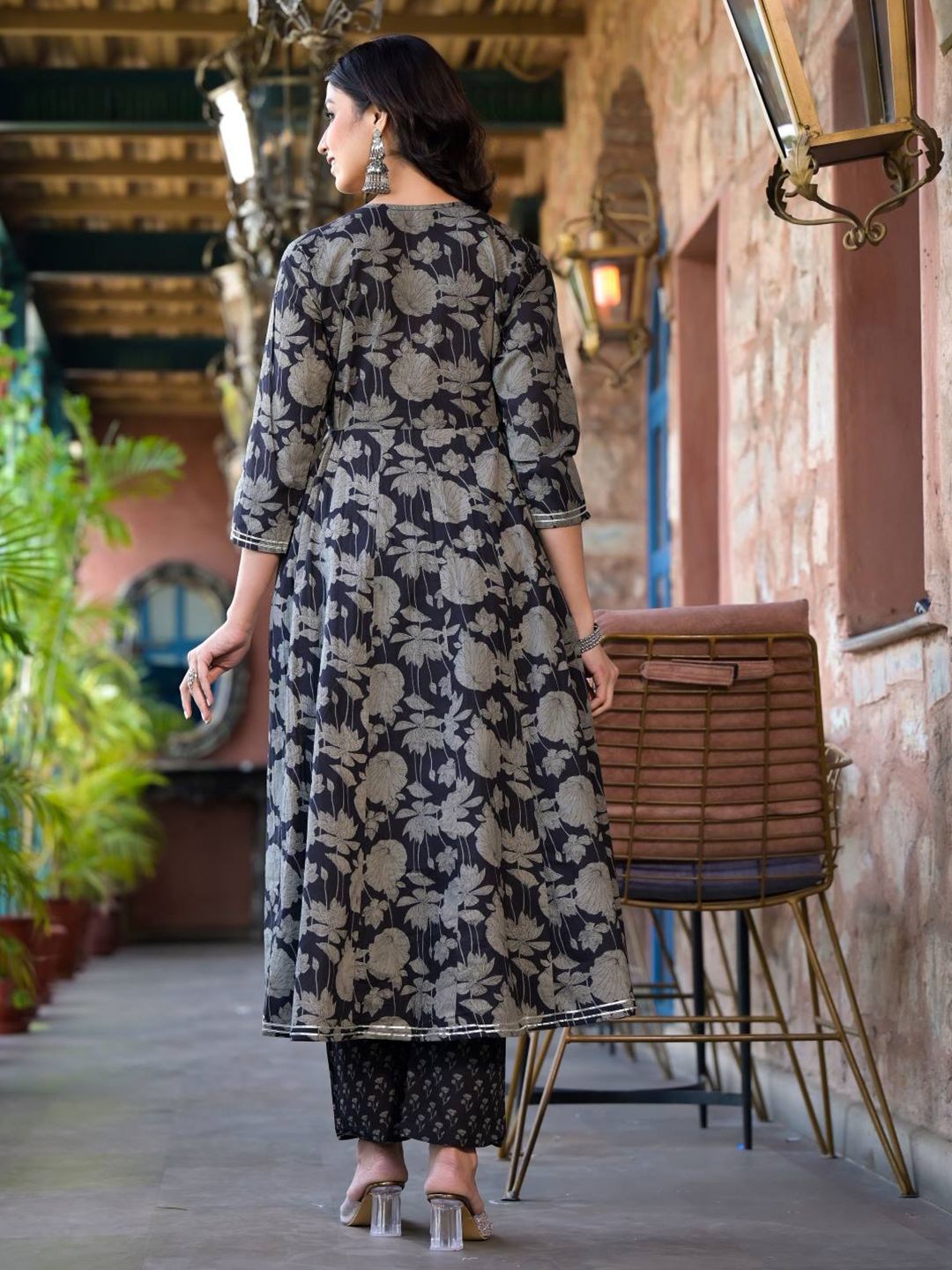 Dhiyona VA Women'sBlack Floral Printed Pure Cotton Anarkali Kurta With Trousers & Dupatta