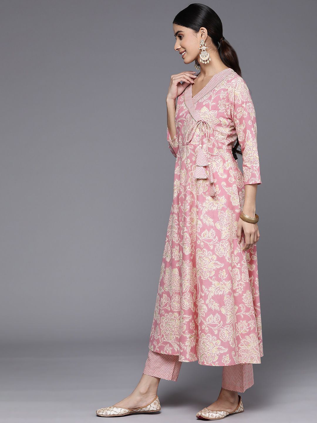 Dhiyona VA Women'sFloral Printed Angrakha Gotta Patti Pure Cotton Kurta With Trousers