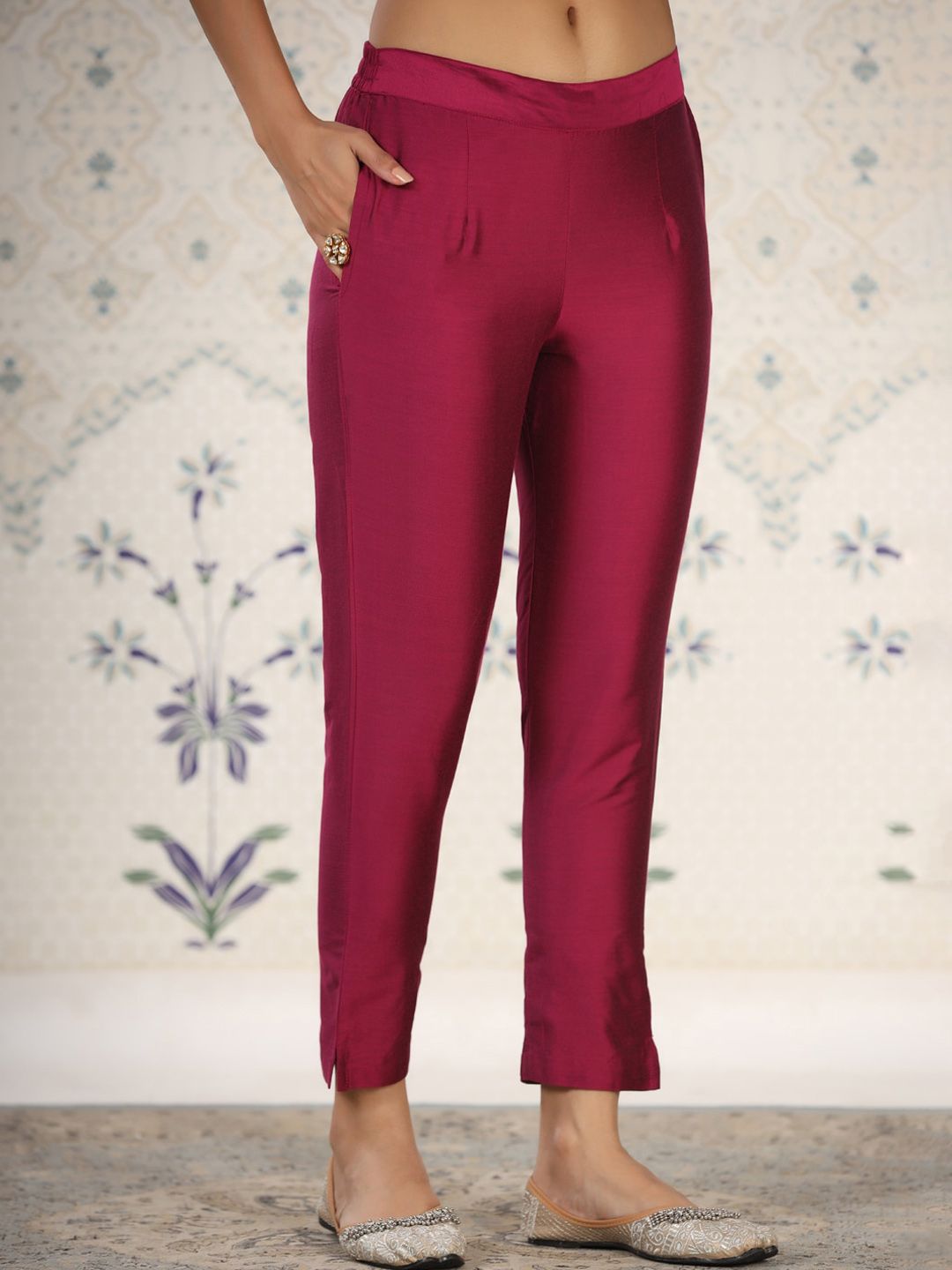 Dhiyona OD Ethnic Motifs Yoke Design Straight Kurta With Trousers & Dupatta