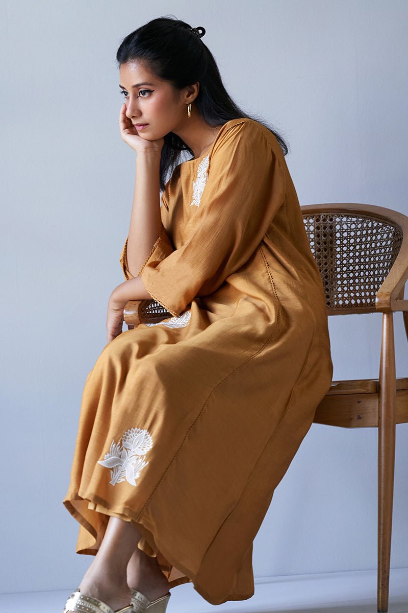 Women's Inca Gold Bemberg Silk Co-ord Set With Applique Work