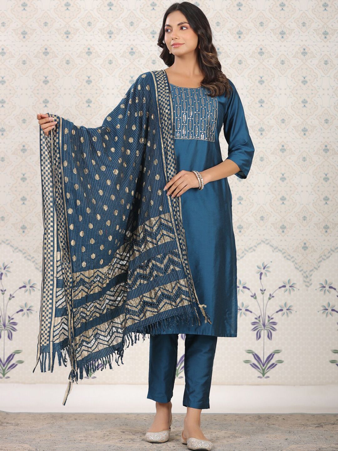 Dhiyona OD Ethnic Motifs Woven Design Straight Kurta With Trousers & Dupatta
