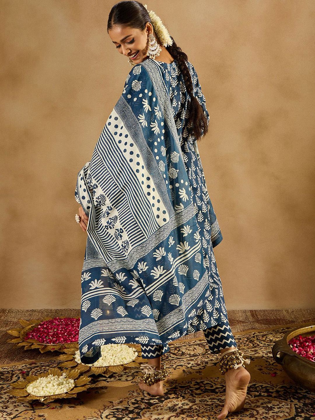 Dhiyona IE Ethnic Motifs Printed Thread Work Pure Cotton Kurta with Trousers & Dupatta