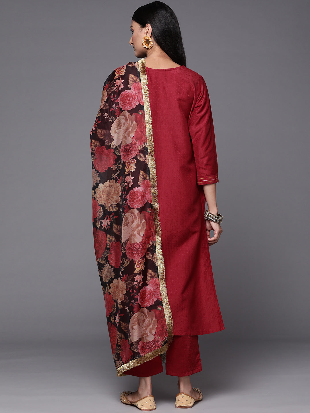 Dhiyona VR Women's Thread Embroidered Kurta Paired With Straight Pant And Digital Printed Dupatta