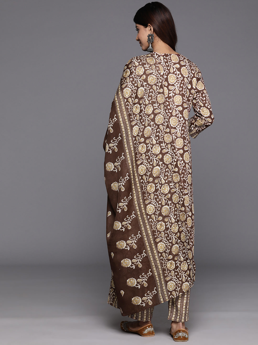 Dhiyona VR Women's Brown Floral Printed Kurta Paired With Bottom & Dupatta