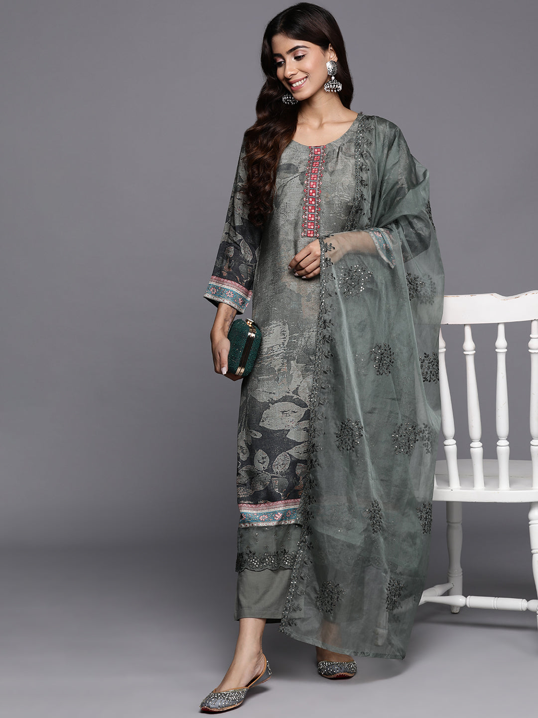 Dhiyona VR Women's Green Floral Printed Straight Kurta Paired With Tonal Bottom And Tonal Organza Embroidered Dupatta