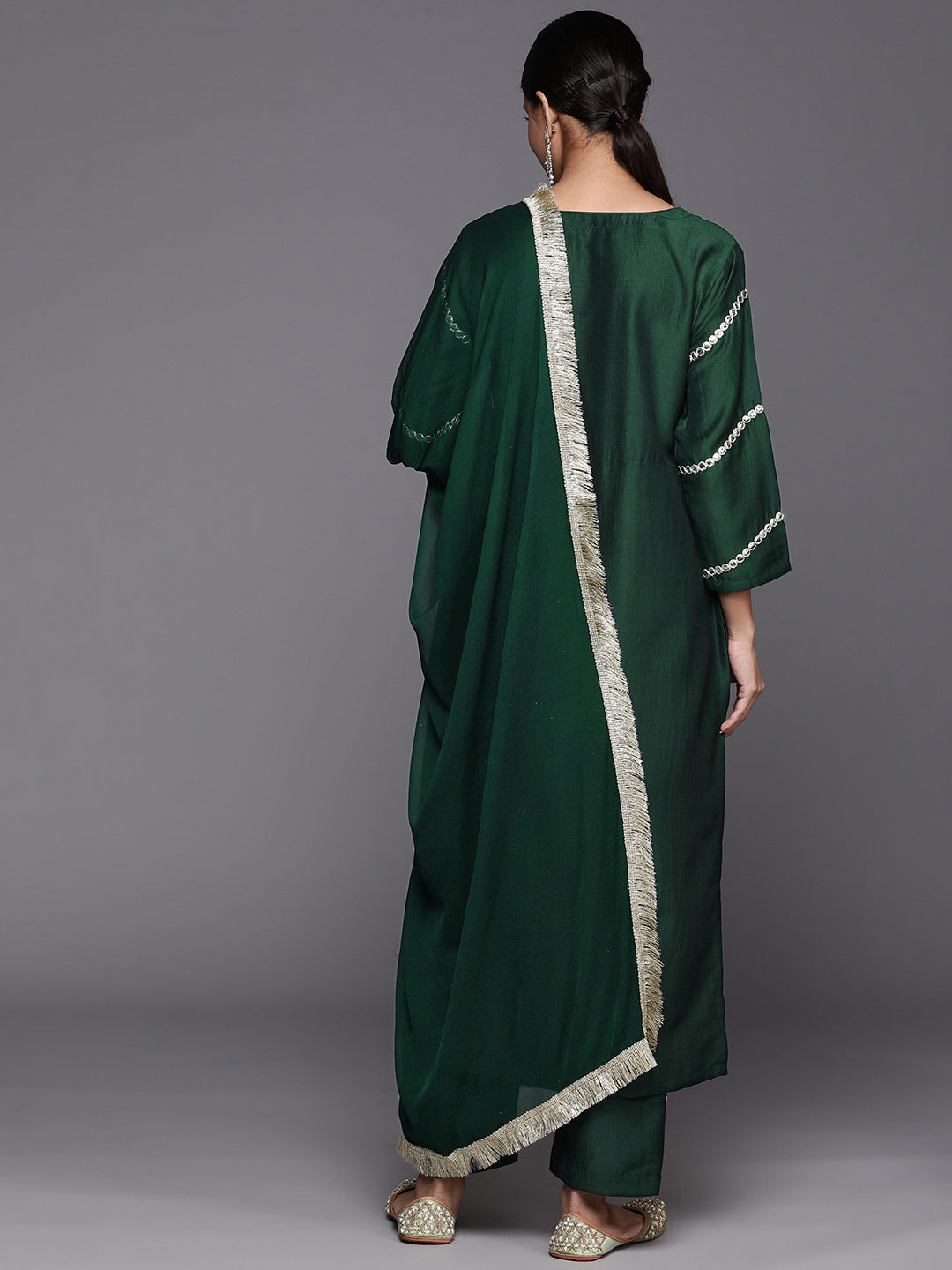 Dhiyona VR Women's Varaanga Green Embroidered Kurta With Tonal Bottom And Tonal Chiffon Dupatta