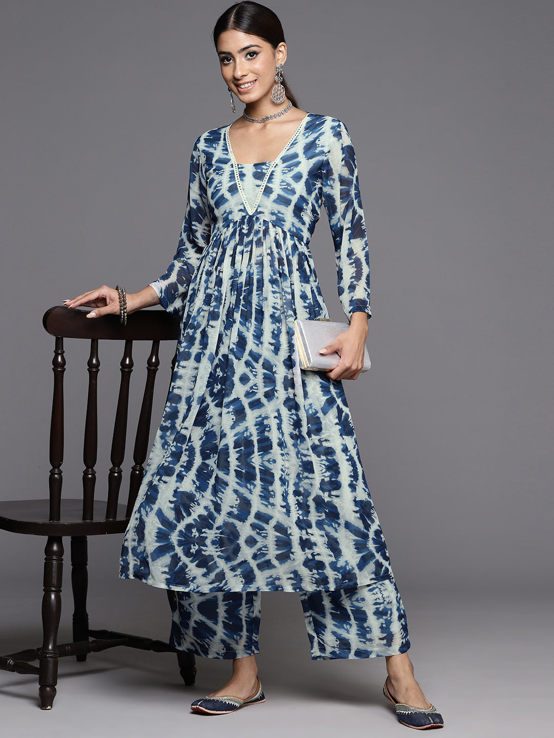 Dhiyona VR Women's Blue Shibori Printed V-Neck A-Line Kurta Paired With Tonal Printed Bottom