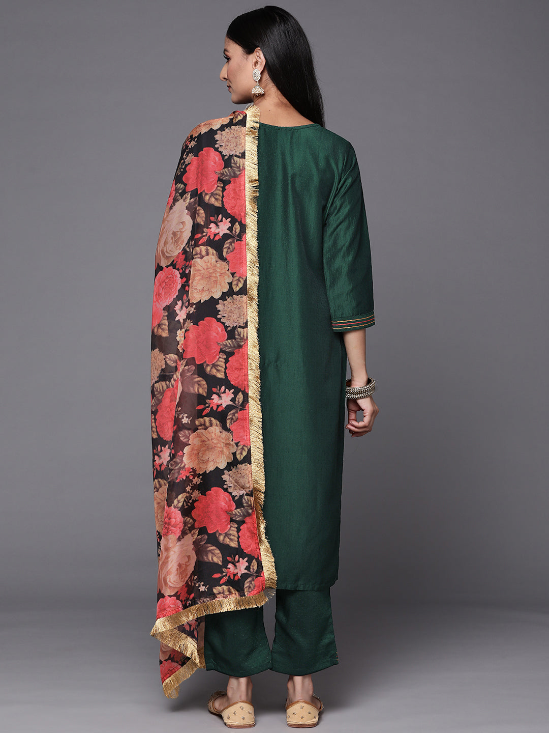 Dhiyona VR Women's Thread Embroidered Kurta Paired With Straight Pant And Digital Printed Dupatta