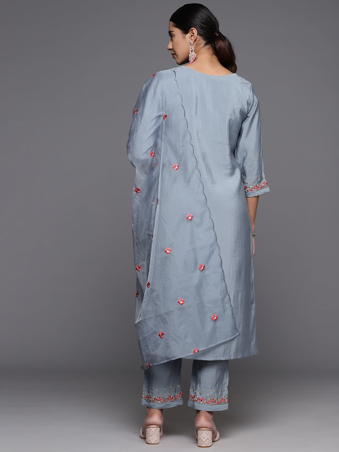 Dhiyona VR Women's Blue Embroidered Kurta Paired With Tonal Bottom And Organza Embroidered Dupatta