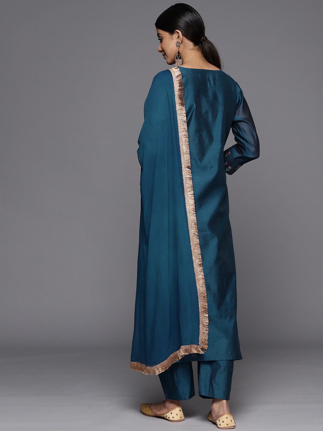 Dhiyona VR Women's Teal Embroidered Straight Kurta Paired With Tonal Bottom And Dupatta With Four Side Fringes