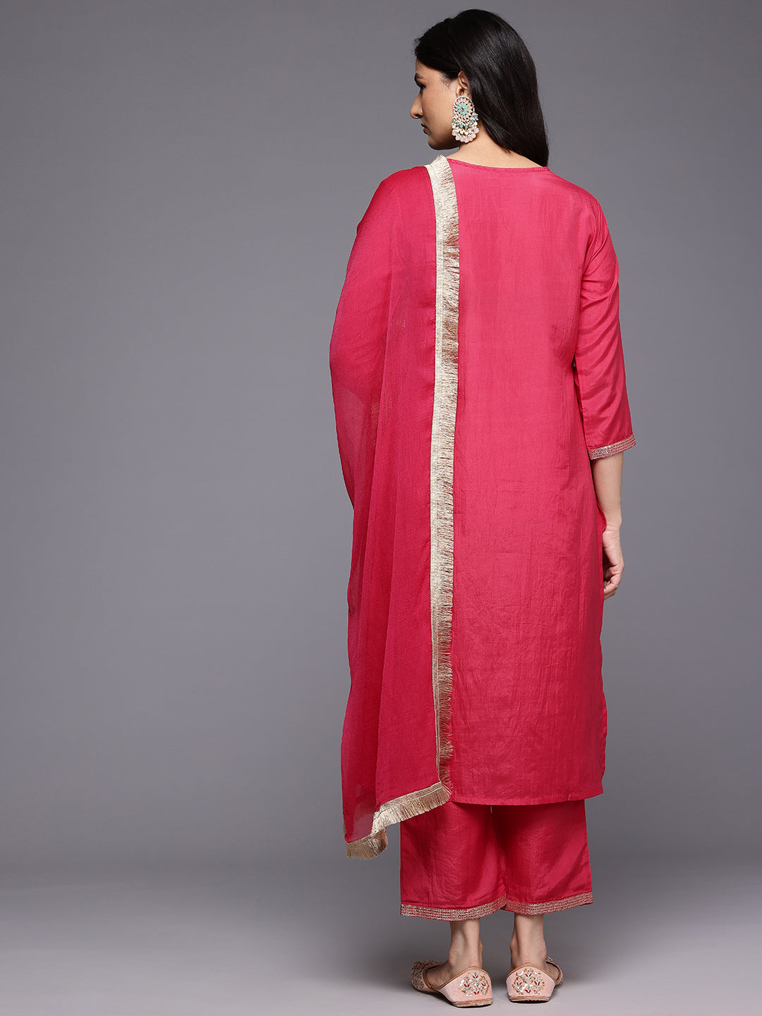 Dhiyona VR Women's Fuchsia Thread And Zari Embroidered Sequins Embellished Kurta Set With Dupatta