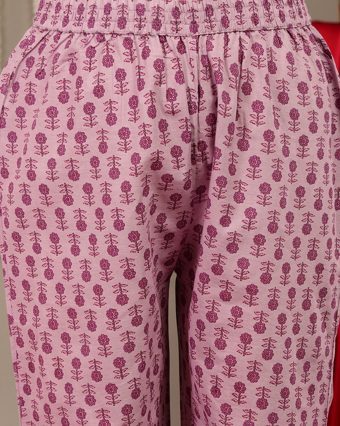 Dhiyona VR Women's Purple Floral Printedstraight Kurta Paired With Tonal Printed Bottom And Dupatta