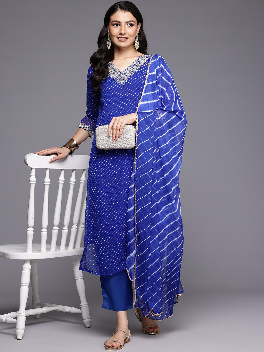 Dhiyona VR Women's Navy Blue Bandhani Zari And Sequins Emboridered Kurta Set With Dupatta