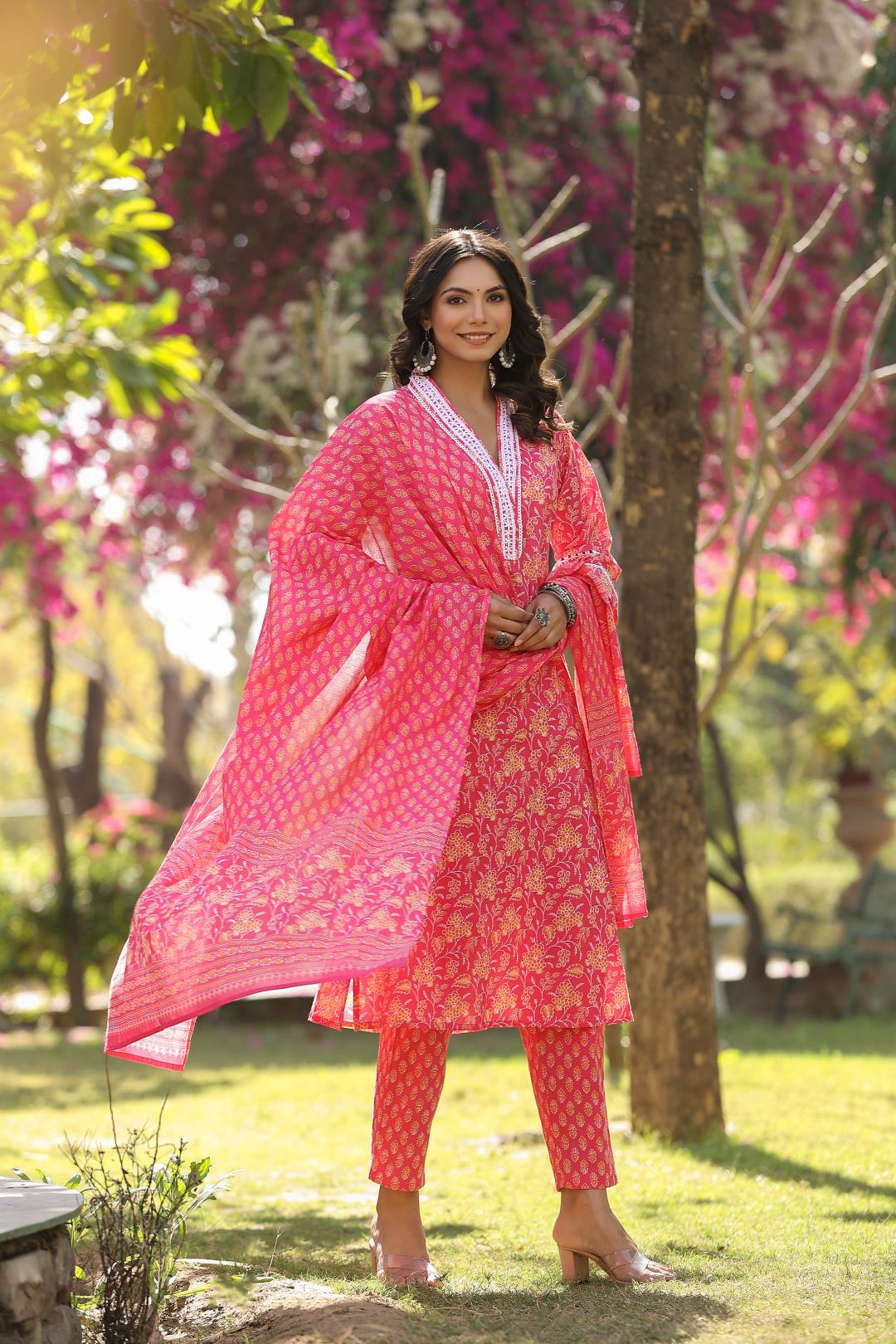 Dhiyona VR Women's Pink V Neck Crochet Lace Detailed Kurta With Printed Bottom And Dupatta