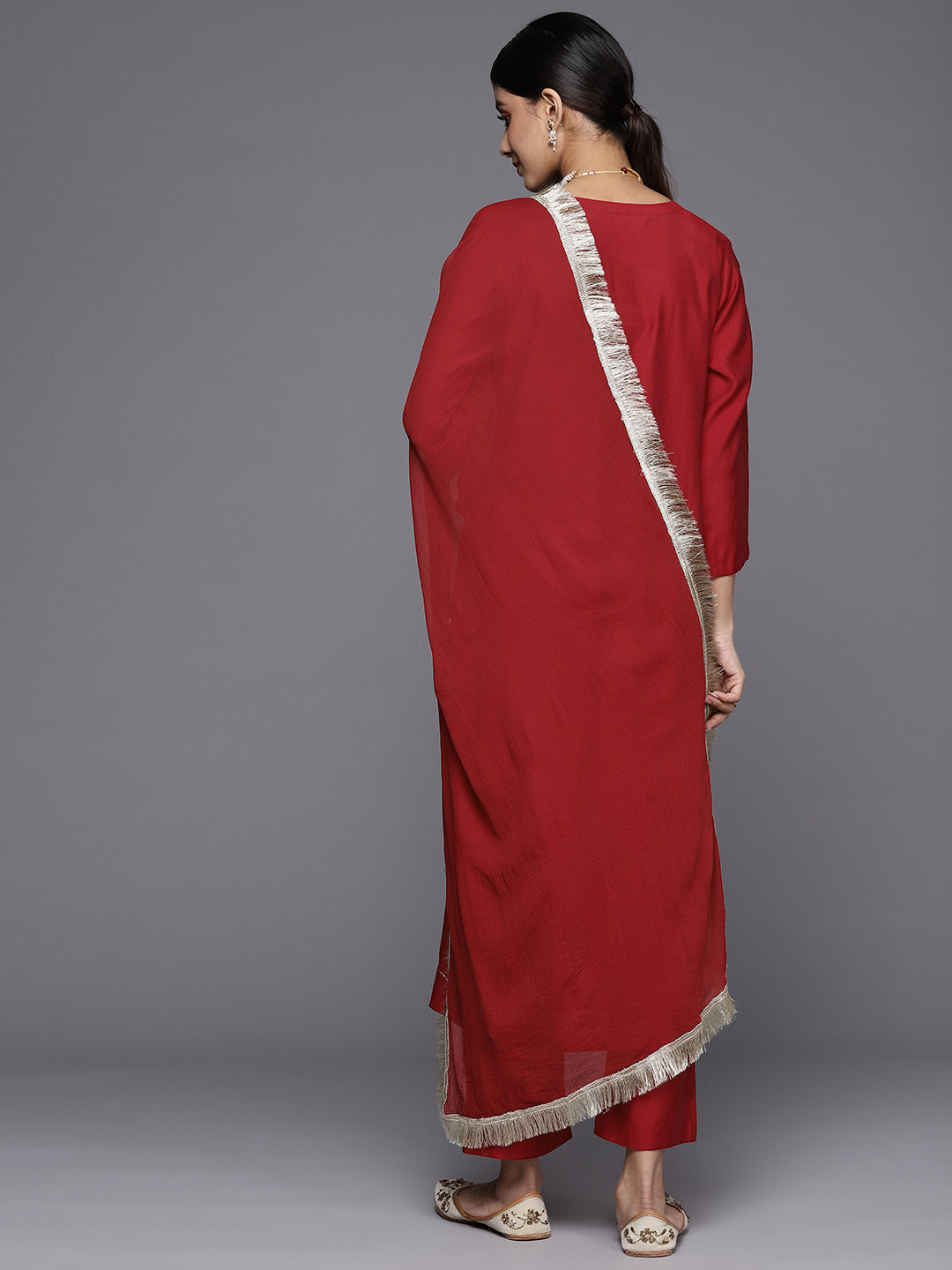 Dhiyona VR Women's Red Three Quarter Sleeve Straight Kurta Set With Dupatta