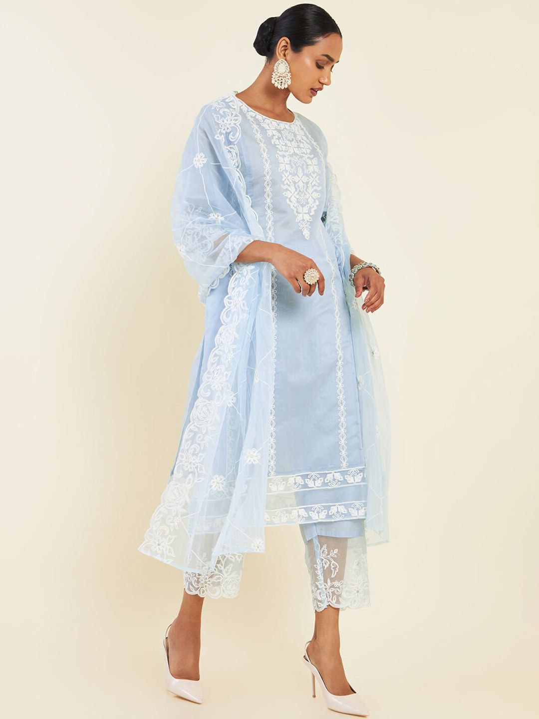 Dhiyona SO Women's Blue & White Floral Embroidered Chanderi Silk Kurta With Trousers & Dupatta