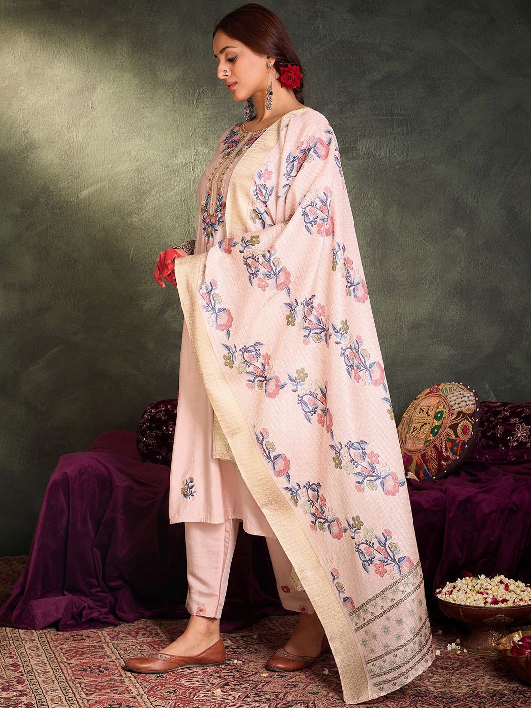 Dhiyona IE Floral Embroidered Thread Work Straight Kurta With Trousers And Dupatta
