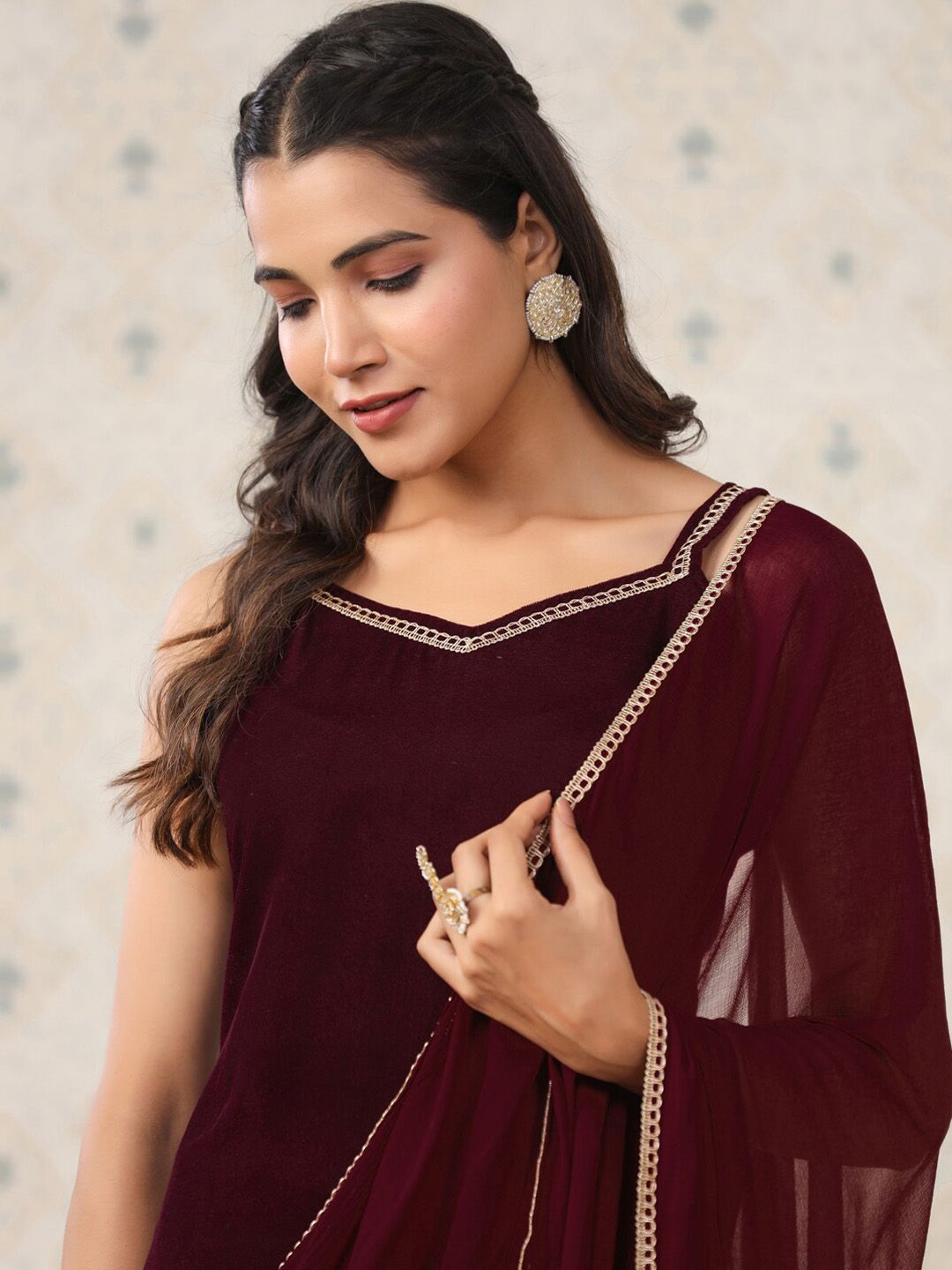 Dhiyona OD Velvet Straight Kurta & Trousers With Dupatta