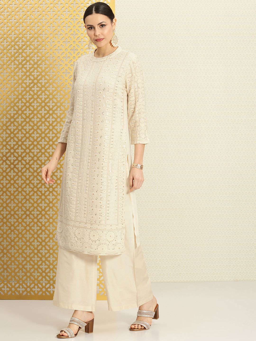 Dhiyona PD Women Women Jashn Round Neck Sequinned Embroidered Kurta With Palazzo