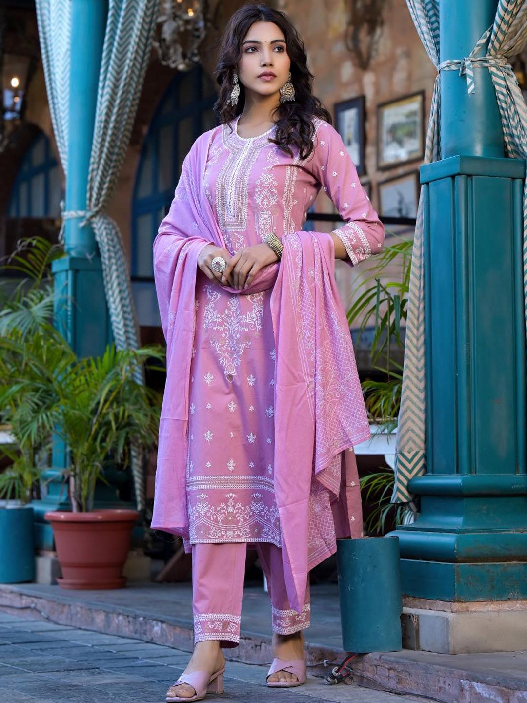 Dhiyona VA Women'sFloral Printed Regular Miirror Work Pure Cotton Kurta With Trouser & Dupatta