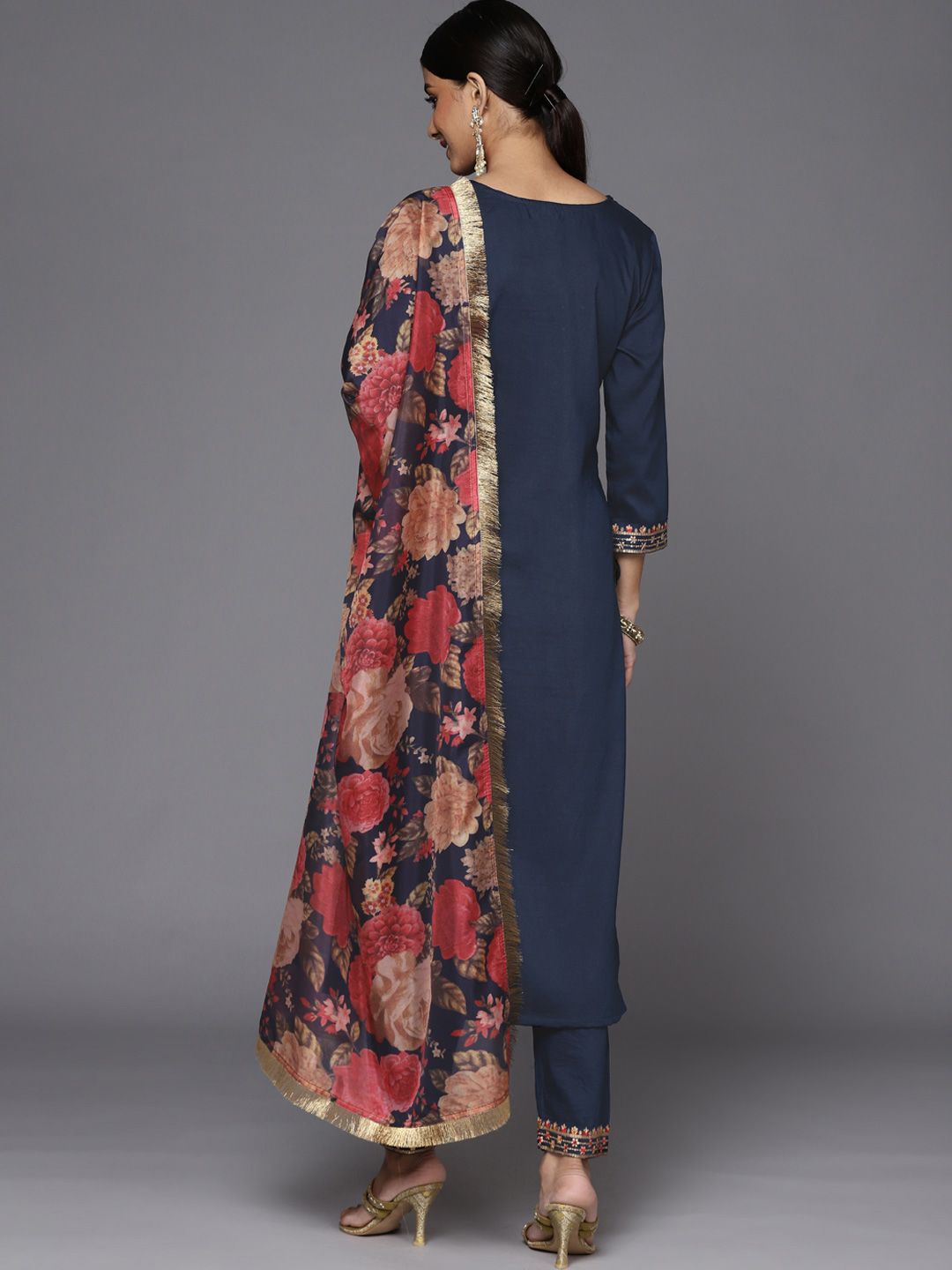 Dhiyona VA Women's Blue Embroidered Kurta with Trousers & With Dupatta