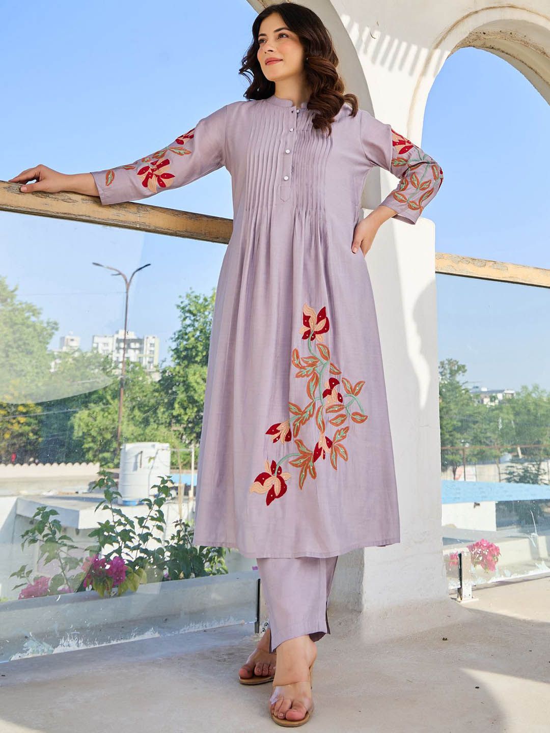 Dhiyona IE Floral Embroidered Pure Cotton Tunic With Trousers Co-Ords