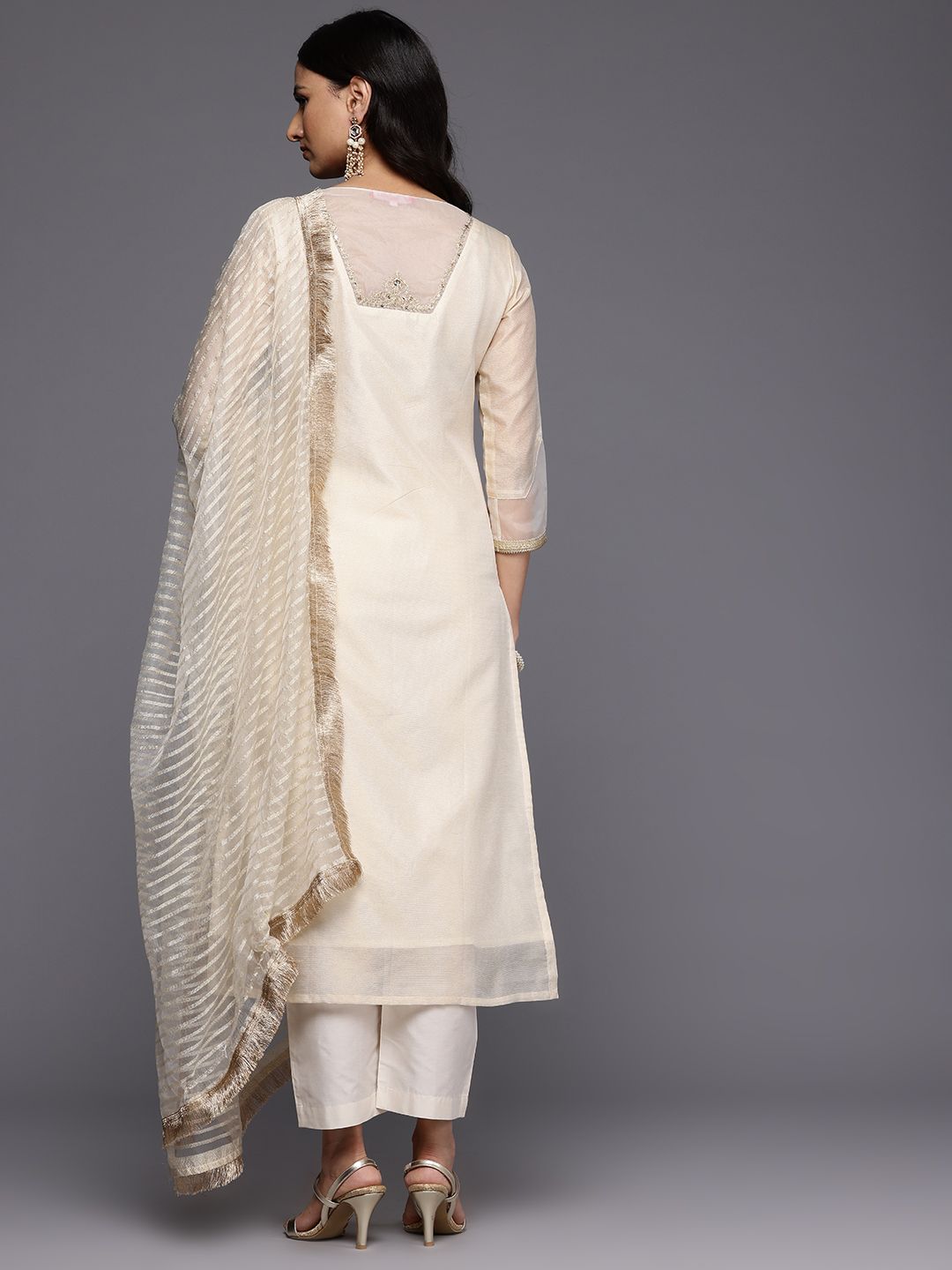Dhiyona VA Women'sFloral Yoke Design Regular Sequinned Kurta With Trousers & Dupatta