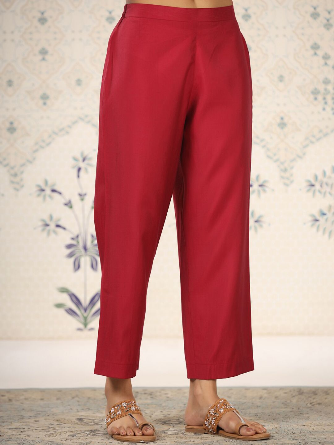 Dhiyona OD Women Ethnic Motifs Yoke Design Regular Thread Work Kurta with Trousers & With