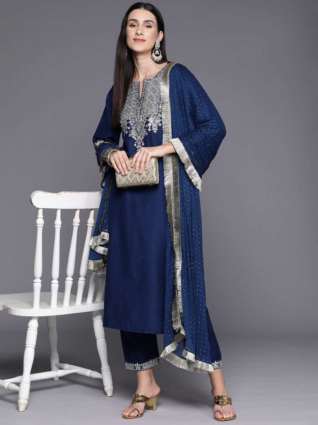 Dhiyona VA Women'sNotch Neck Ethnic Motifs Embroidered Regular Kurta Set