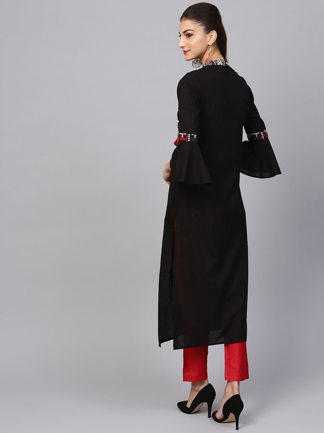 Dhiyona IE Women Black & Maroon Yoke Design Straight Kurta