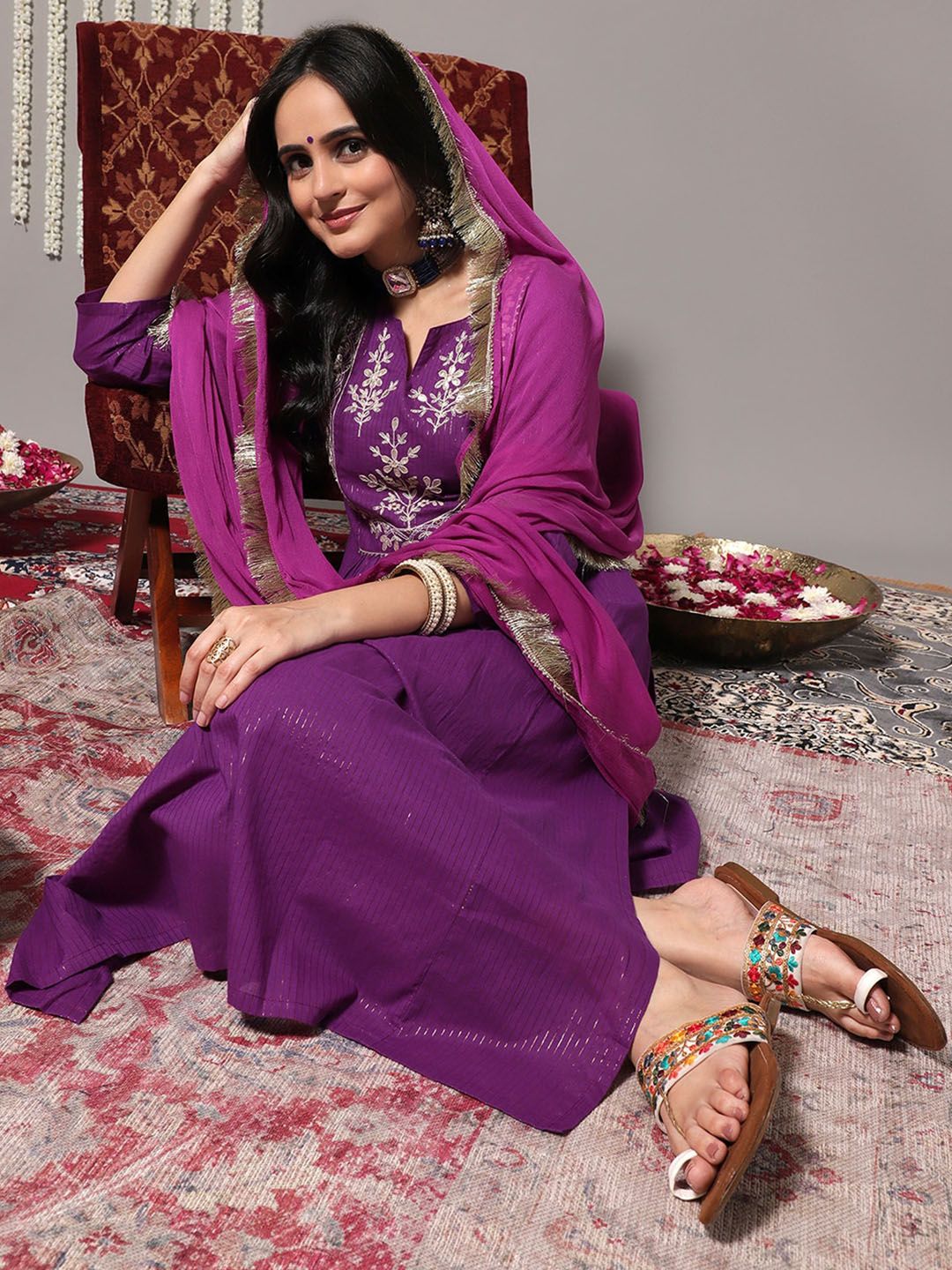 Dhiyona VA Women'sFloral Yoke Design Gotta Patti Pure Cotton Kurta & Trousers With Dupatta