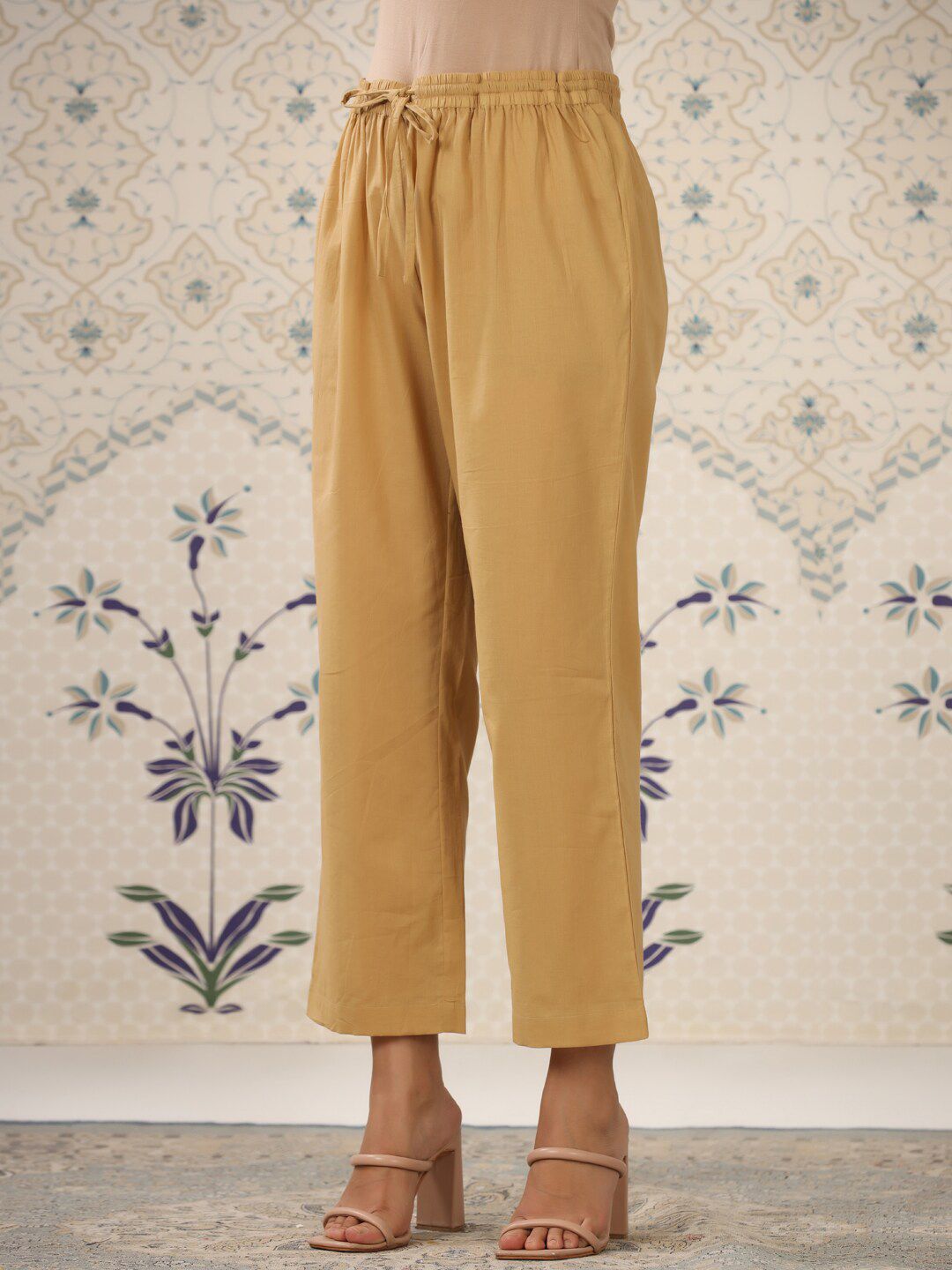 Dhiyona OD Red & Beige Printed V Neck Pure Cotton Kurta With Palazzos