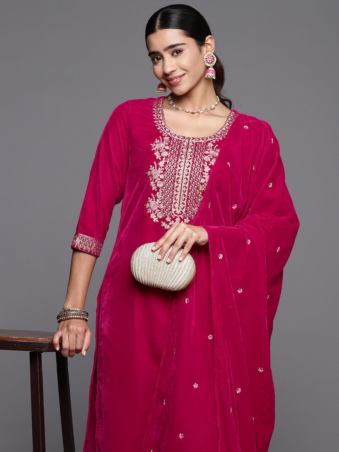 Dhiyona VA Women'sFloral Zari Embroidered Velvet Kurta with Trouser & Velvet Dupatta