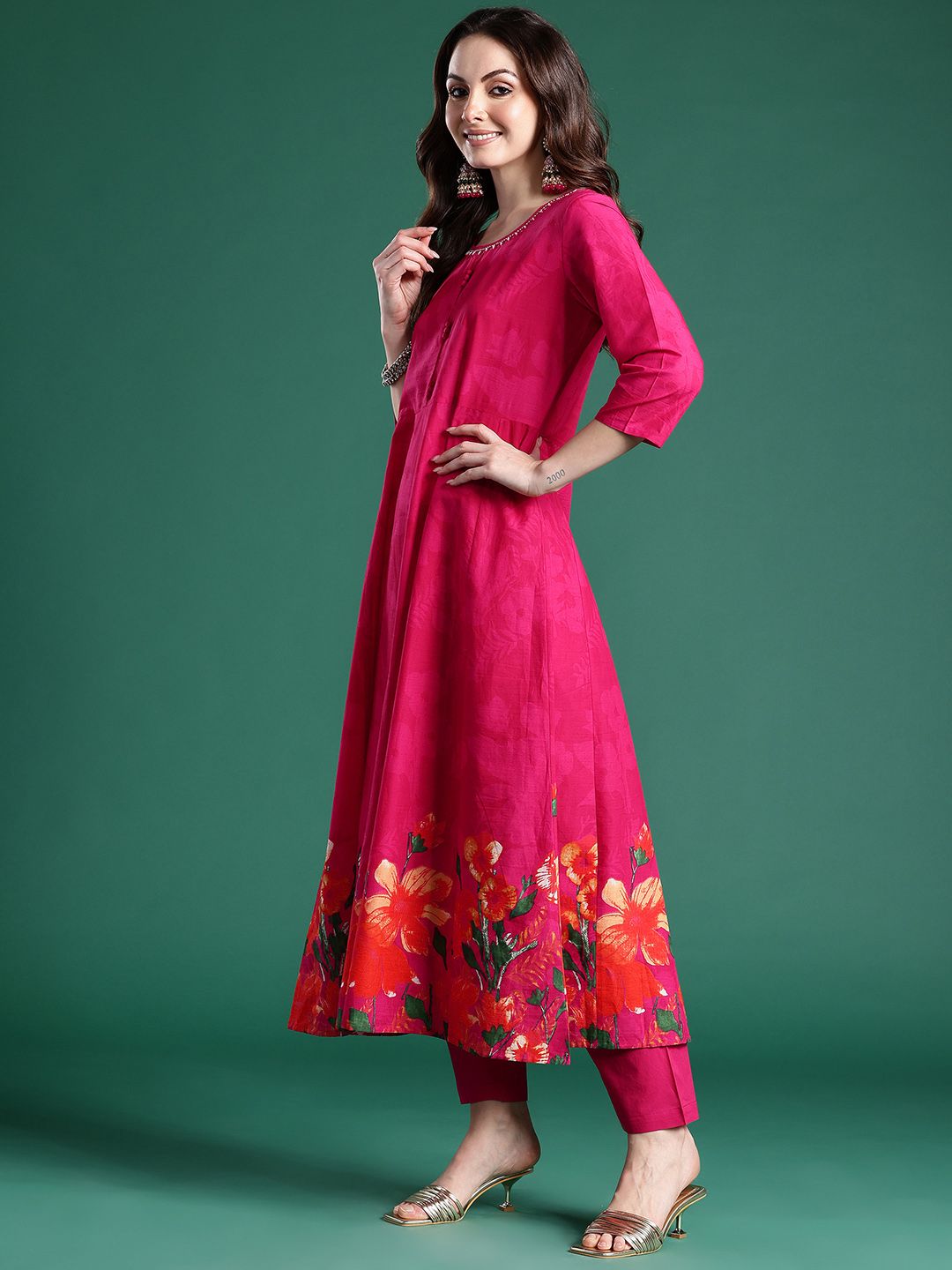 Dhiyona IE Floral Printed Beads & Stones Pure Cotton Kurta With Trousers & Dupatta