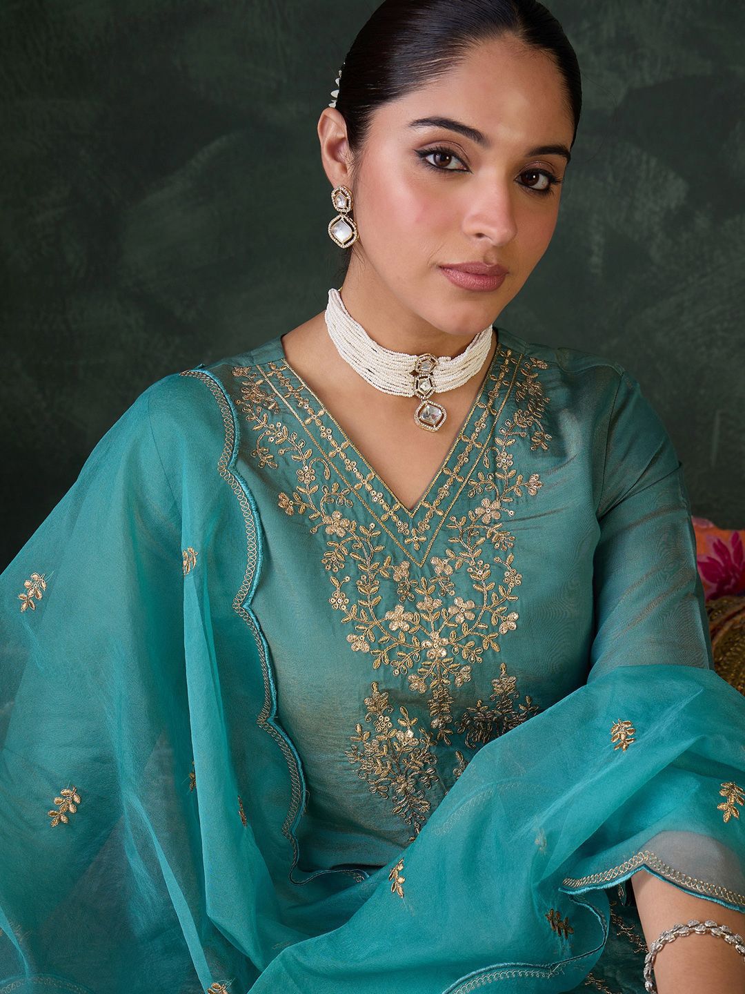 Dhiyona IE Women Ethnic Motifs Embroidered Regular Zari Kurta with Trousers & Dupatta