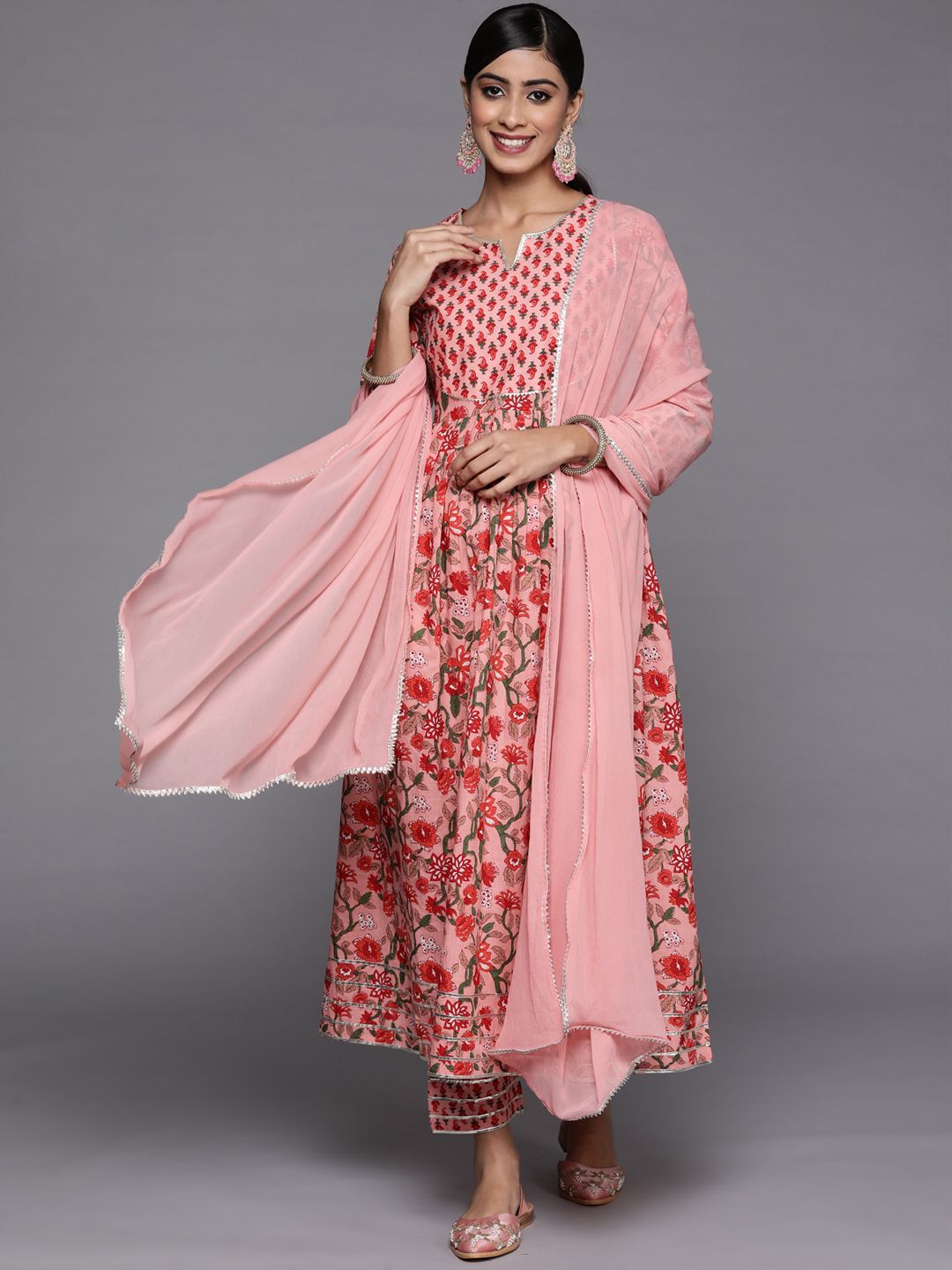 Dhiyona VA Women's Peach-Coloured Floral Printed Empire Gotta Patti Pure Cotton Kurta with Trousers & With