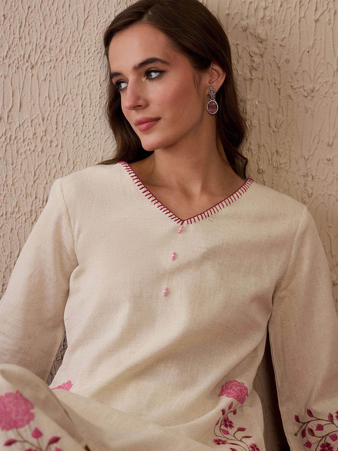 Dhiyona IE Women Floral Embroidered Regular Thread Work Pure Cotton Kurta with Palazzos