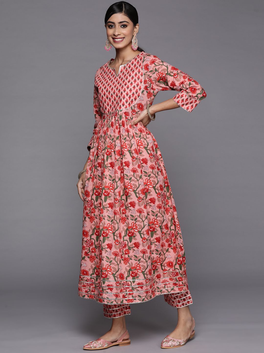 Dhiyona VA Women's Peach-Coloured Floral Printed Empire Gotta Patti Pure Cotton Kurta with Trousers & With