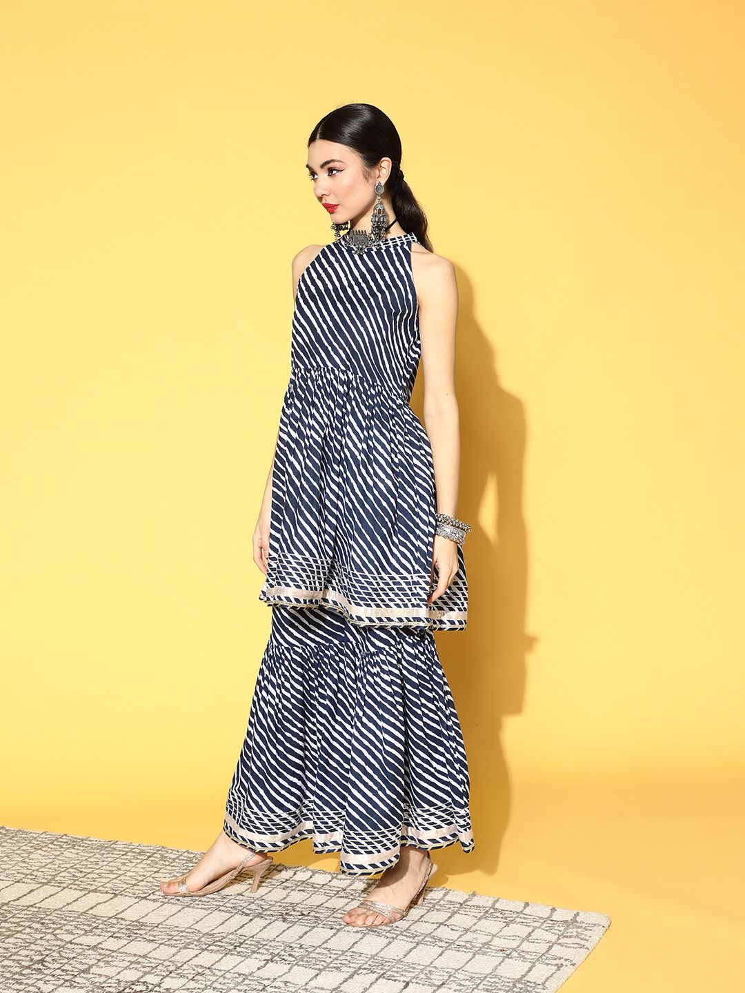 Dhiyona VA Women'sLeheriya Cotton Blend Short Kurti with Sharara