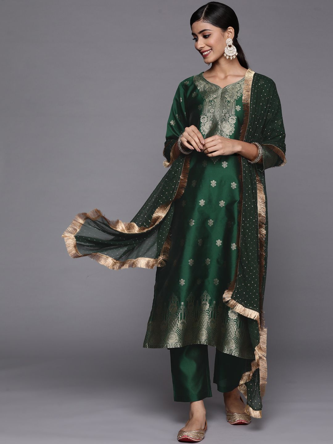 Dhiyona VA Women's Green Kurta with Trousers & With Dupatta